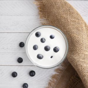 Йогурт 2,5% 125г черника Ag2ron (Заречный МЗ) [24]